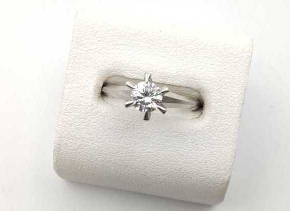 ダイヤモンド買取 指輪 Pt900